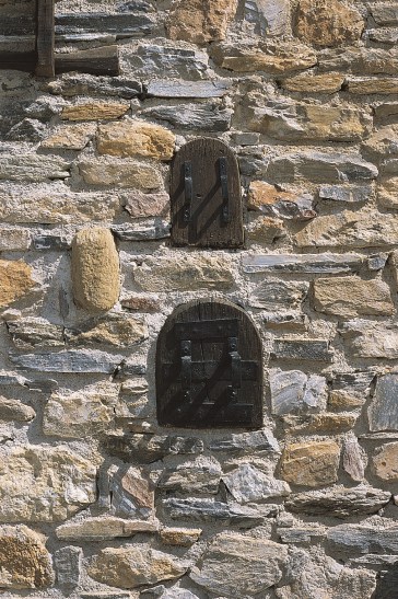 Glorious Peleys Exterior Architectural Detail