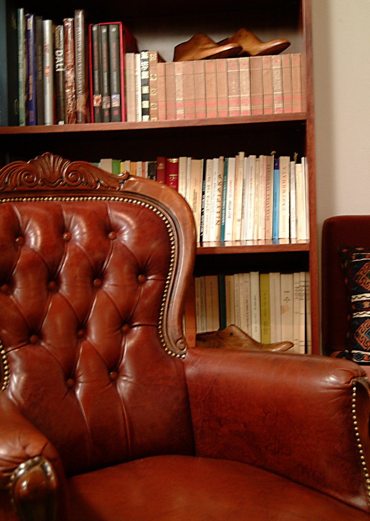 Glorious Peleys Castle Hotel Library Detail