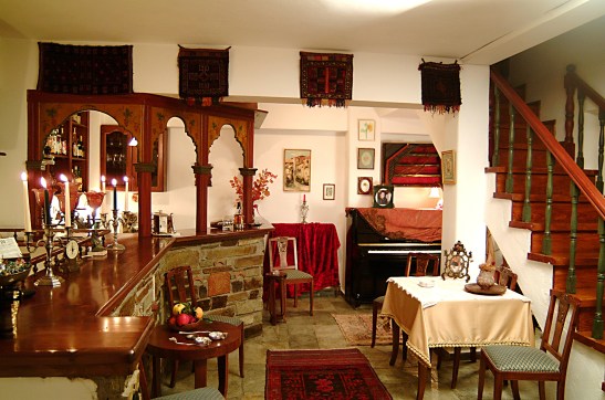 Glorious Peleys Castle Hotel Piano Bar